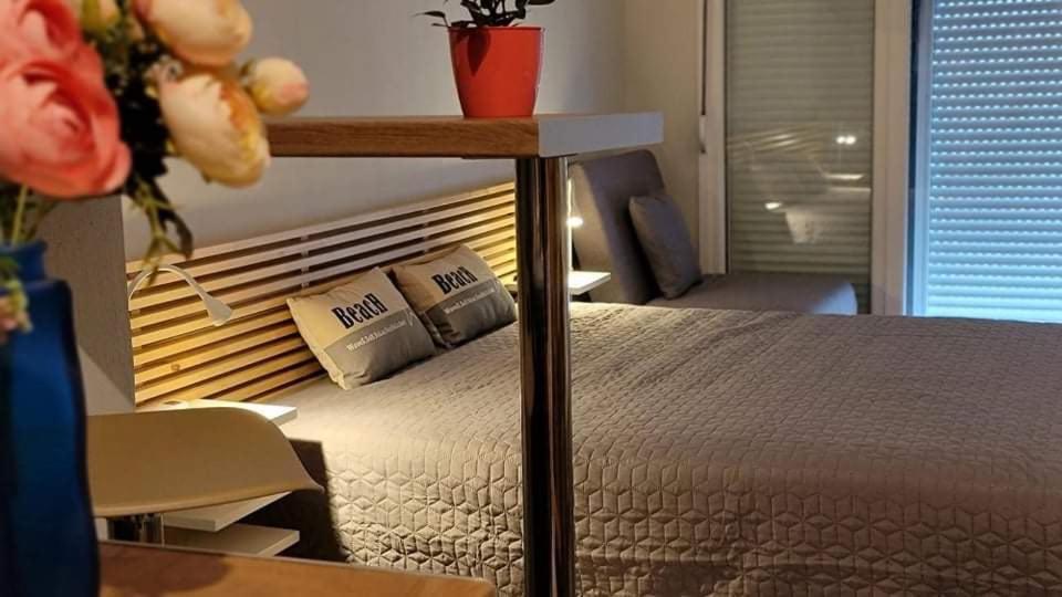 N-Joy Apartment Переа Экстерьер фото